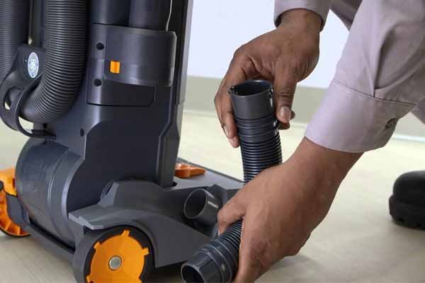 پاک کردن لوله خرطومی و تلسکوپی جاروبرقی