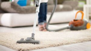 نحوه صحیح جاروبرقی کشیدن فرش